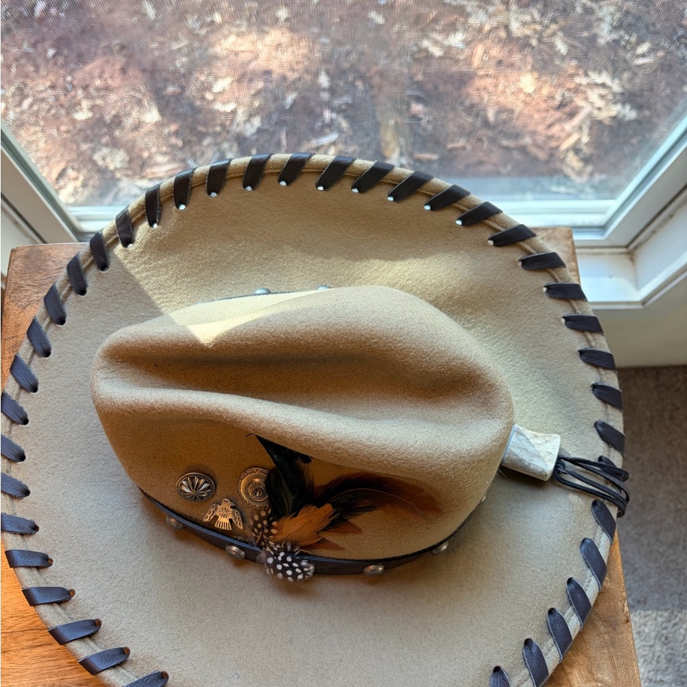 Western Hat - Picture 4 of 7